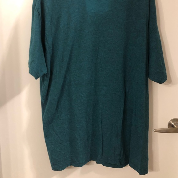 Men’s logo shirts - Picture 4 of 7